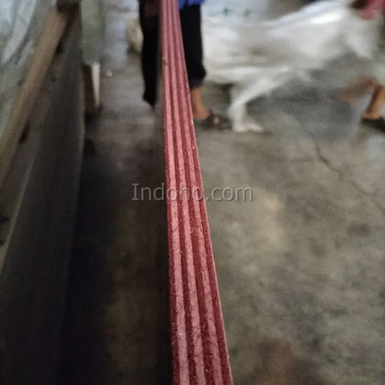 Detail core MLH Mix Light Hardwood triplek phenolic Kuda Hitam PT Indoho